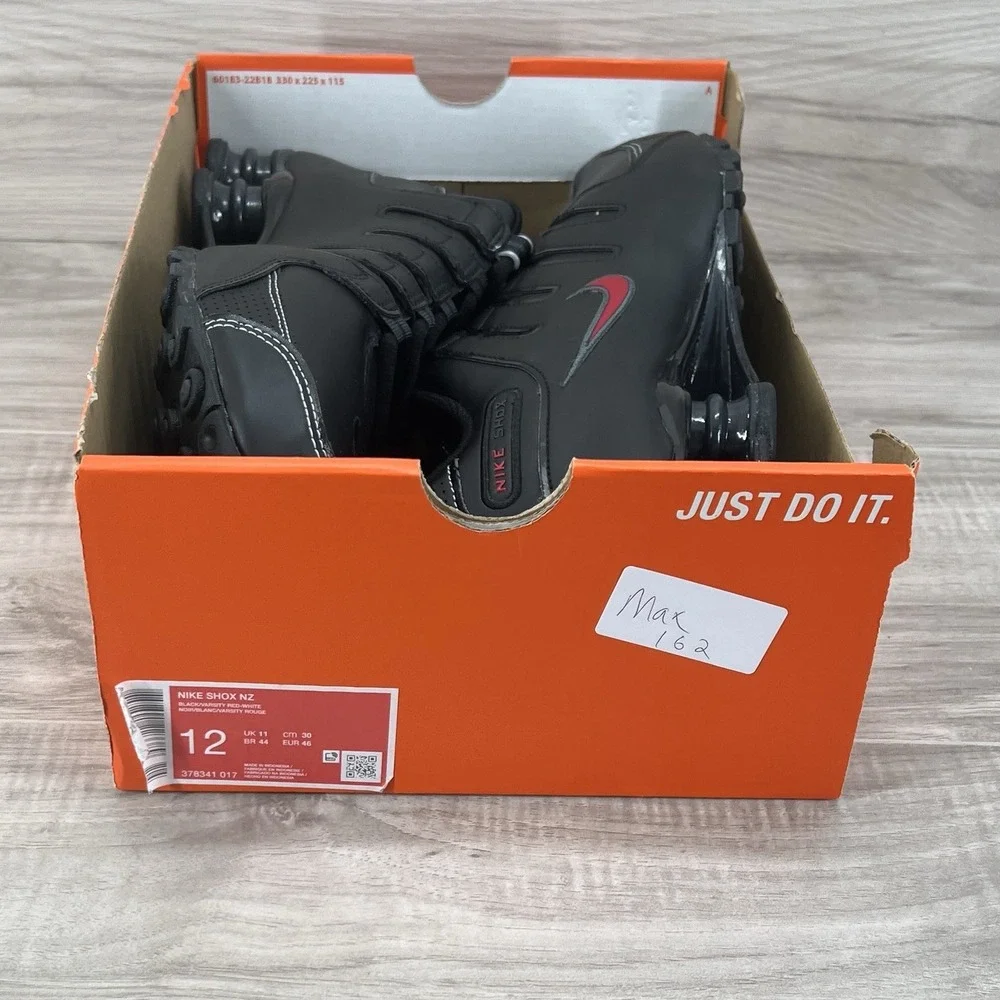 Mens Size 12 - Nike Shox NZ (378341 017) Black Varsity Red